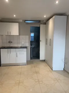 Neat 1-Bedroom Cottage In Orange Grove