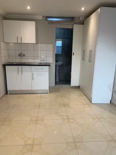 Neat 1-Bedroom Cottage In Orange Grove