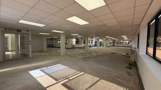 427m² Office to rent Woodmead