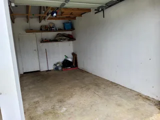 **Spacious 3-Bedroom  Townhouse close to beach in Secure Gonubie Palms Community**