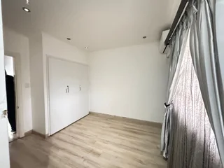 Spacious 3 bedroom duplex to rent in Mount Edgecombe