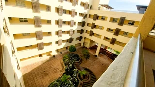 Sole Mandate!!!! Compact And Cozy 1 Bedroom