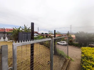 FULLY FITTED APARTMENT IN FORESTHAVEN UNDER R530 000.00