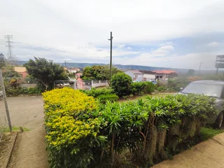 FULLY FITTED APARTMENT IN FORESTHAVEN UNDER R530 000.00