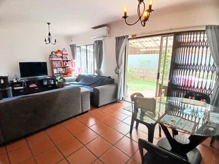 Spacious, Stylish Duplex in Prime Essenwood – Pet-Friendly &amp; Secure