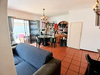 Spacious, Stylish Duplex in Prime Essenwood – Pet-Friendly &amp; Secure