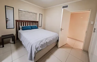 Furnished unit well positioned in Gateway area