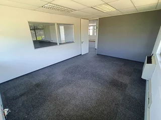 471m² Office To Let In Parow North Open Plan
