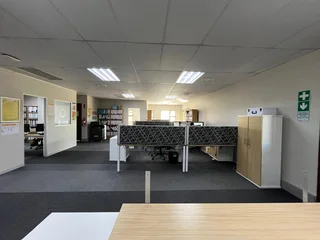First Floor A-Grade Office To Let in Golf View Office Park