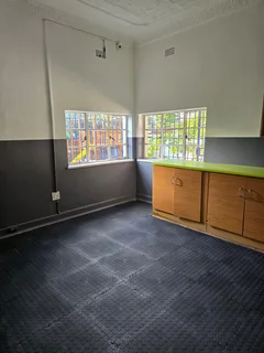 Prime Commercial Property to Let -  Cnr 2nd Road &amp; 2nd Avenue, Kew, Johannesburg