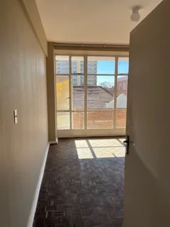 Secure 2-bedroom Flat In Tudhope Avenue, Berea