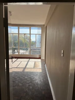 Secure 2-bedroom Flat In Tudhope Avenue, Berea