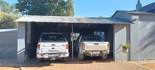 LARGE SMALL HOLDING.EXCELLENT LOCATION.MARKED FOR DEVELOPMENT