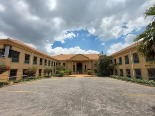 2077 sqm Office to Let in Bedfordview