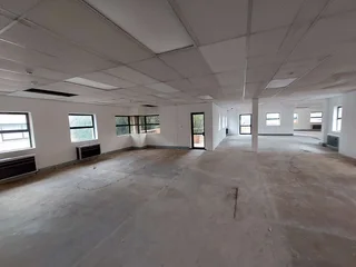 2077 sqm Office to Let in Bedfordview