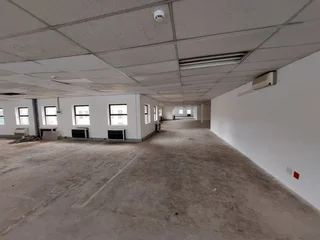 2077 sqm Office to Let in Bedfordview