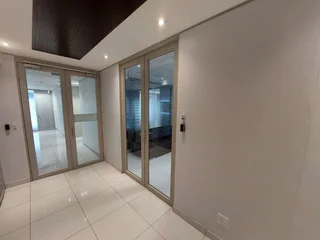 350 sqm Office to Let in Bedfordview