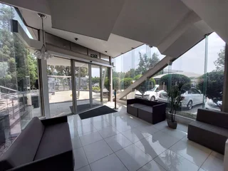 350 sqm Office to Let in Bedfordview