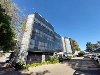 350 sqm Office to Let in Bedfordview
