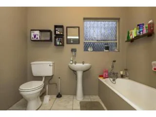 Cosy 1-Bedroom Shared Furnished Room Available For Rental In Edenvale Central