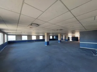 983 sqm Office to Let in Bedfordview