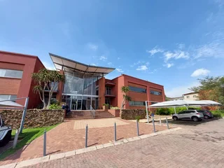 463 sqm Office to Let pa Bedfordview