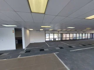 1018 sqm Office to Let in Bedfordview