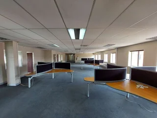 463 sqm Office to Let pa Bedfordview