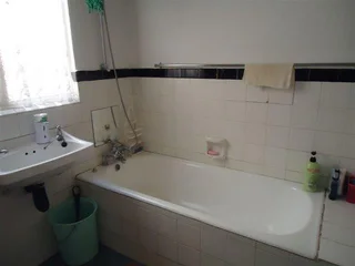 Spacious 3BR Apartment: Must Sell, Offers Welcome!&#34;