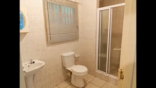 Charming 3-bedroom And 2-bathroom Townhouse In Cocoa Close, Honeydew