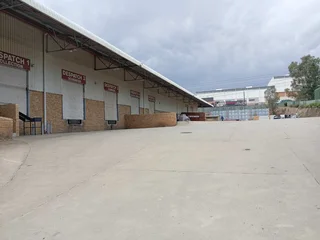 8500m² Warehouse to rent, Linbro Park