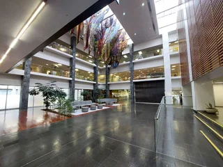 2111 sqm Office to Let in Bedfordview