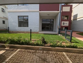 Secure 2-Bedroom And 1-Bathroom Apartment In Benoni North