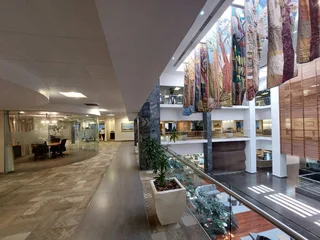 2111 sqm Office to Let in Bedfordview