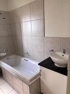 Secure 2-Bedroom And 1-Bathroom Apartment In Benoni North