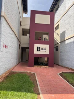 Secure 2-Bedroom And 1-Bathroom Apartment In Benoni North