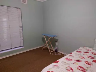 &#34;Luxury Living Awaits: Spacious 2-Bedroom Apartment with Jacuzzi&#34;