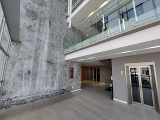 369 sqm Office to Let in Bedfordview