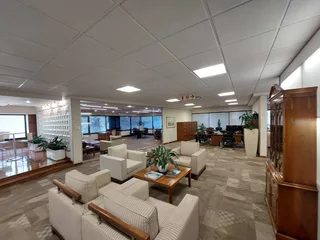 2111 sqm Office to Let in Bedfordview