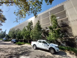 2111 sqm Office to Let in Bedfordview