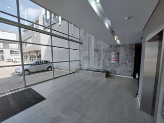 369 sqm Office to Let in Bedfordview