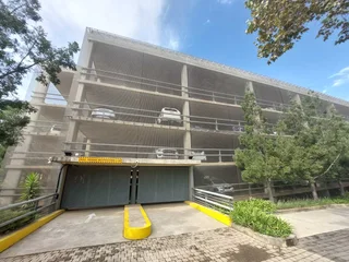 2111 sqm Office to Let in Bedfordview