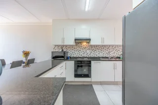 Modern Duplex in Umgeni Park!