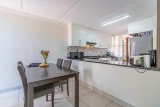 Modern Duplex in Umgeni Park!