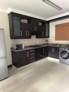 2 bedroom 1 bathroom apartment to rent in umhlanga fully furnished