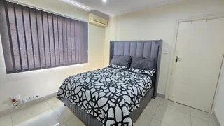 Stylish 3 Bedroom Townhouse with Big Backyard!