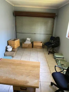 Ideal Yard Space with Office and Storage space in Avoca.