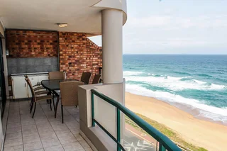 Beachfront Apartment with Stunning Sea Views - Umdloti