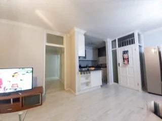 Spacious 1 Bedroom Apartment in sought after Windermere Centre