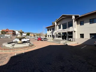 Ground Floor A-Grade Office To Let in Golf View Office Park